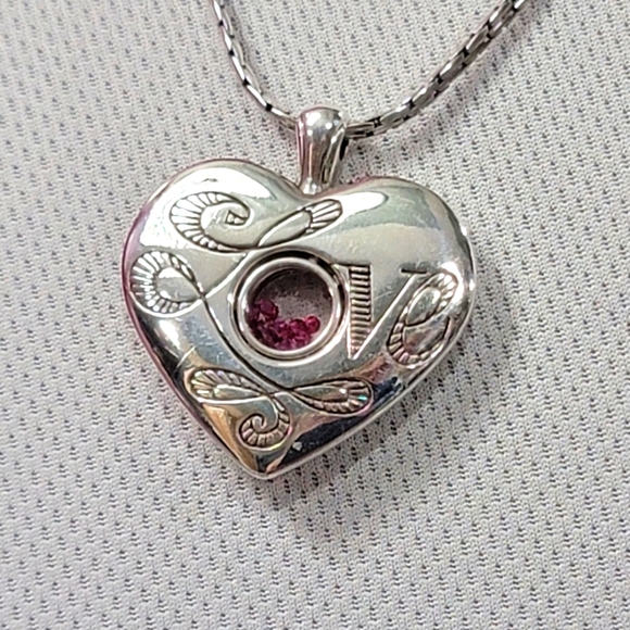 BRIGHTON RETIRED PURE LOVE RARE SLIP CHAIN PENDENT NECKLACE NWOT ✨️ - Picture 2 of 6